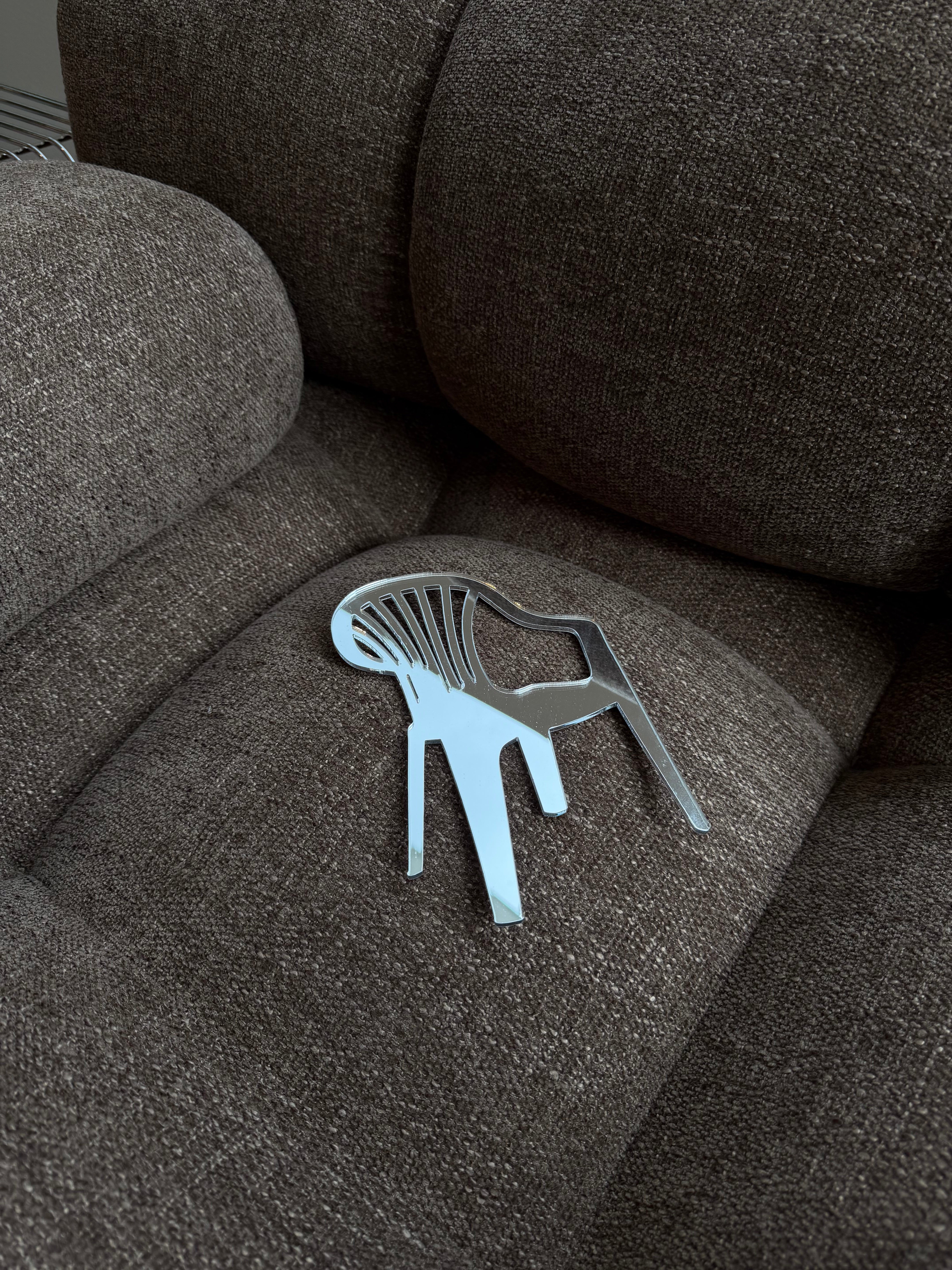 Habibi Mini Monobloc Mirror